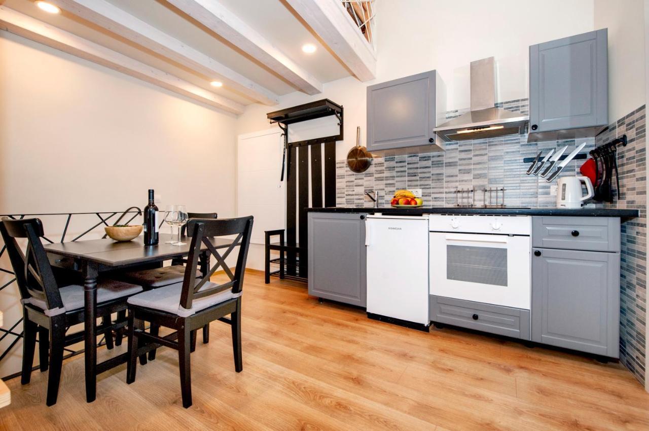 Apartments Carera 42 Rovinj Exterior foto