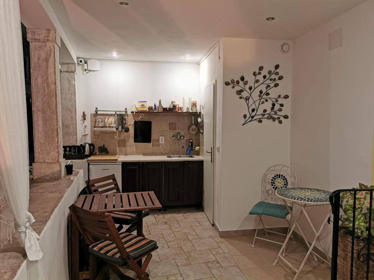 Apartments Carera 42 Rovinj Exterior foto